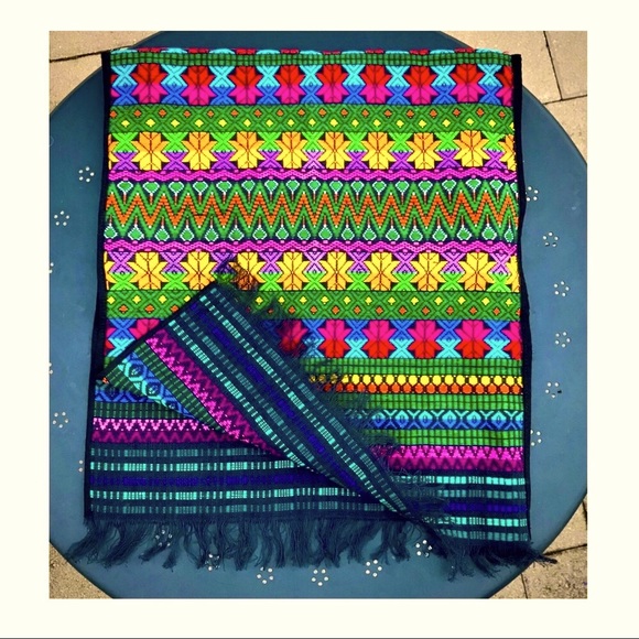 Guatemalan Small Table Runner - Picture 1 of 7